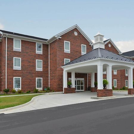 Appomattox Inn And Suites מראה חיצוני תמונה