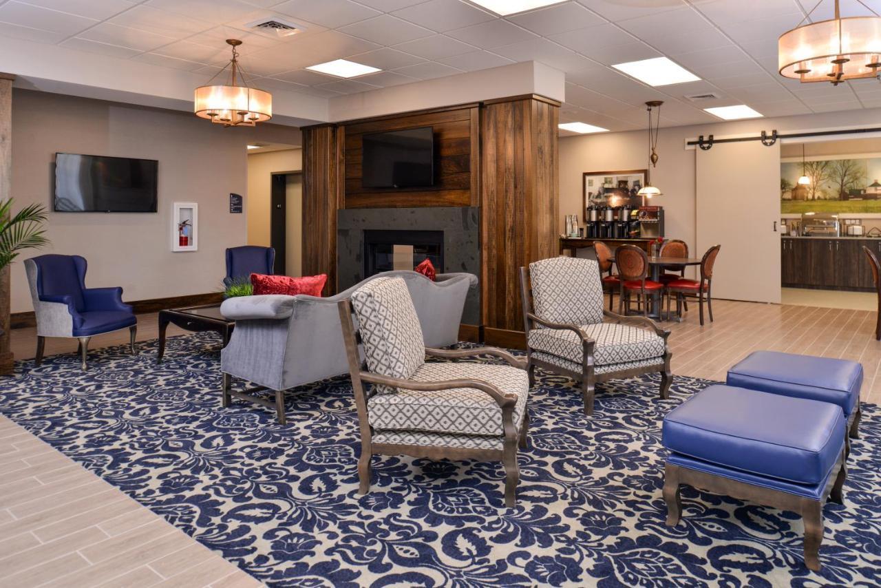 Appomattox Inn And Suites מראה חיצוני תמונה