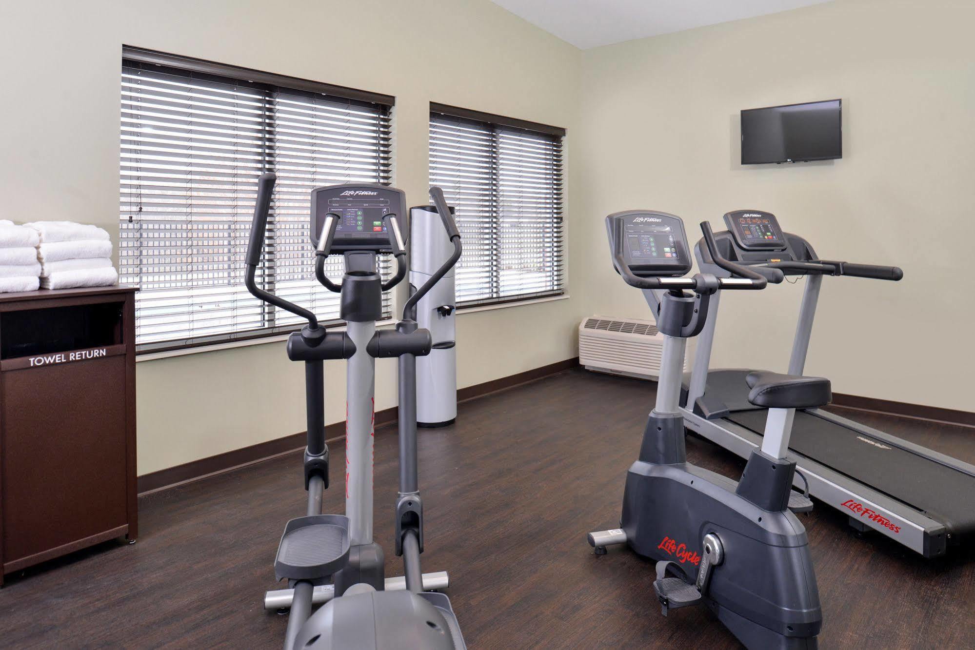 Appomattox Inn And Suites מראה חיצוני תמונה